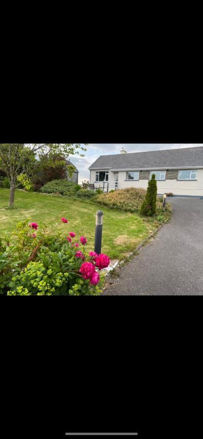 Ash Lodge Moytirra 외부 사진